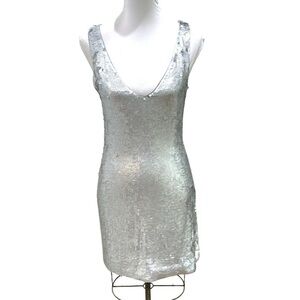 NWT Arden B. Silver Sequined Sleeveless Vee Neck Body Con Dress SZ S